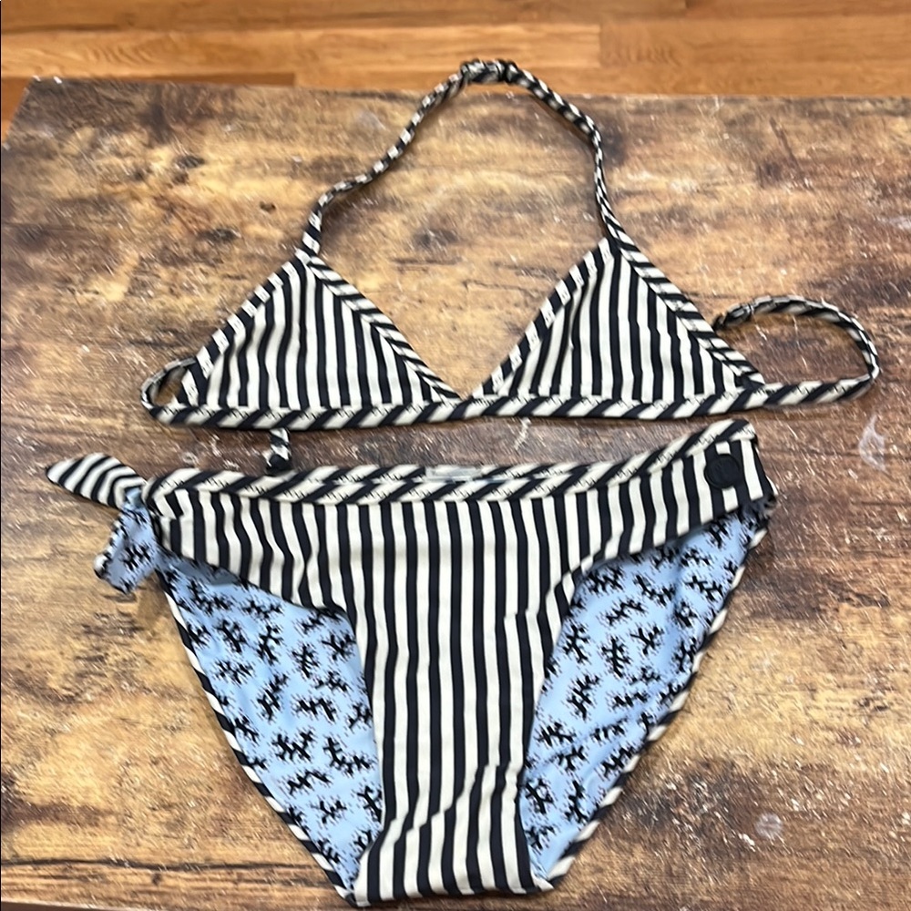 Scotch & Soda Navy and Cream Striped Bikini Girls 6y- 2-sides to wear